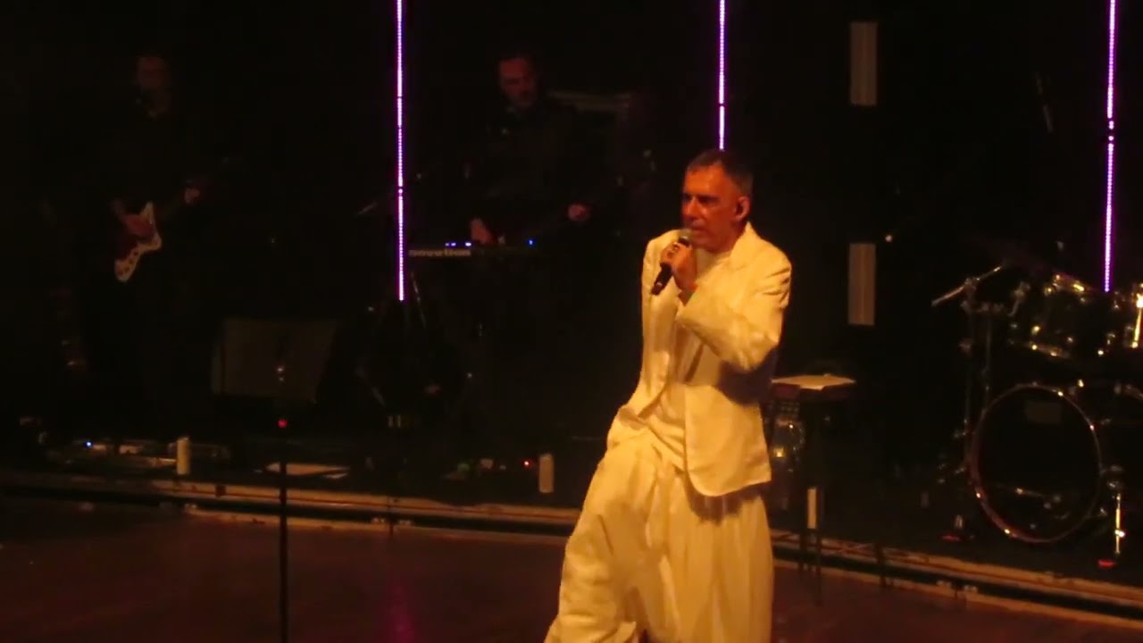 arnaldo antunes @ circo voador: pra não falar mal