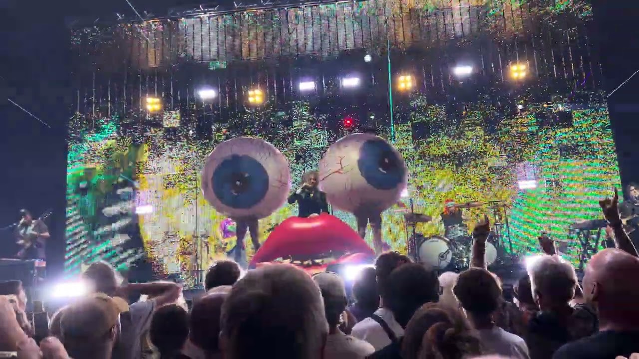 The Flaming Lips - The Yeah Yeah Yeah Song (Live in Adelaide, 2025)