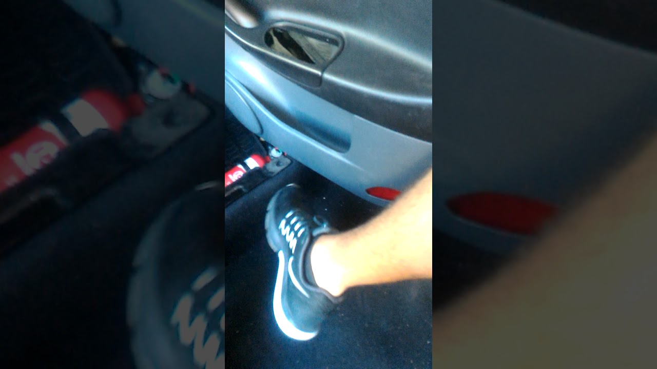 Porta jac j3 não abre por dentro nem por fora