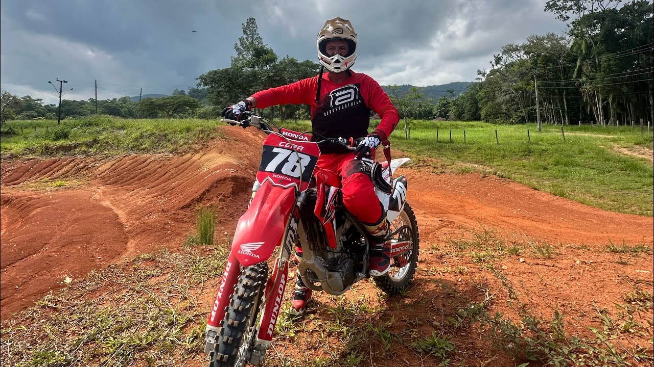 COMO COMEÇAR A PILOTAR NO MOTOCROSS 