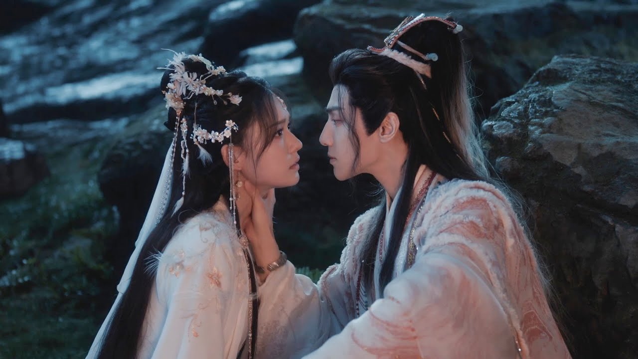 美女用自己的血救回唐儷辭，他醒來後卻鎖喉質問美女身世❤️水龍吟 Whispers of Fate
