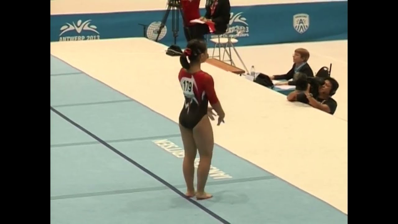 Murakami Mai (JPN) 2013 Worlds EF FX