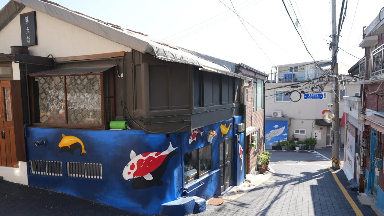 Ihwa-dong Mural Village in June, when the heat wave began | Seoul South Korea 4K HDR