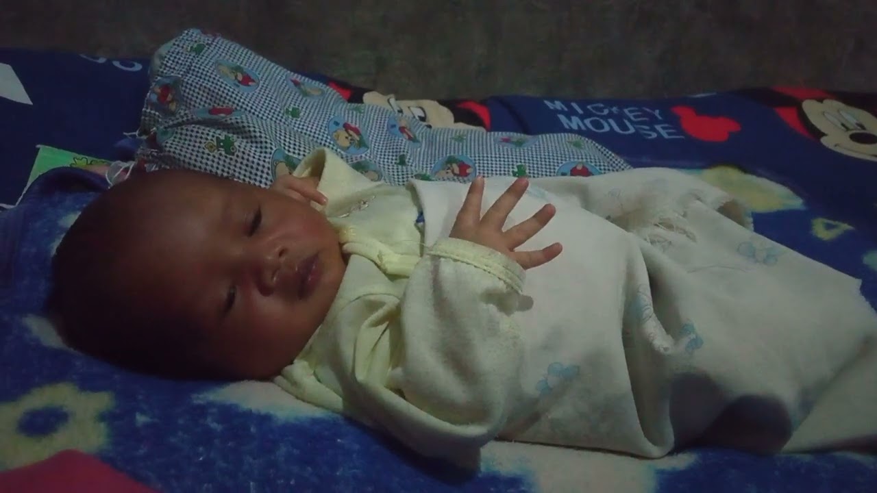 mbusengi bayi yg hitam😅