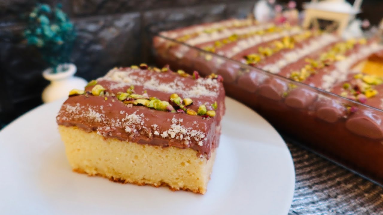 كيك بنكهة الكراميل والقشطة سوبر يممممممي رهيب لذيذ كتير جربو هالطريقة ما رح تندمو رائعة  🤤