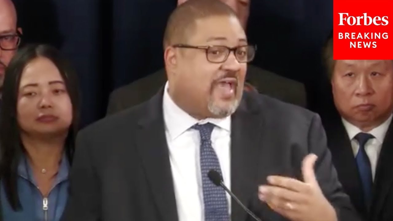 'Alvin Bragg Should Be Indicted': Texas Republicans Demands Indictment For Manhattan D.A.