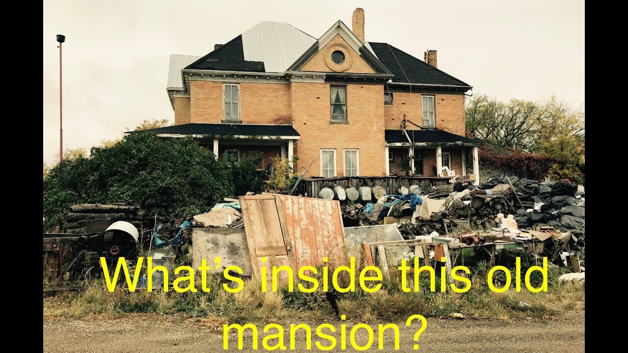 Scrapyard Mansion, exploring a 100 year old mansion full of antiques