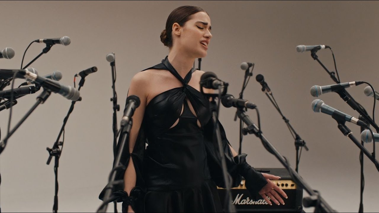 CLARA - CICATRICE (Official Video)
