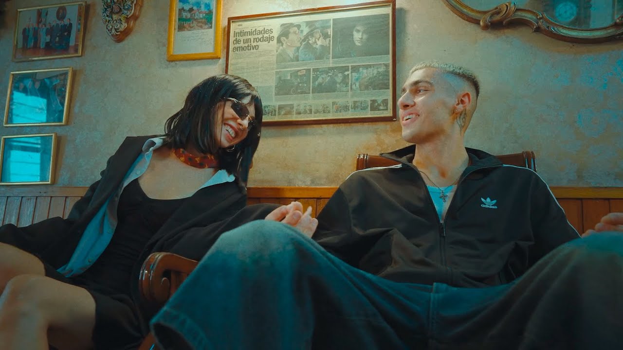 SIN PASAPORTE - TOBIKA, BABYBOOM (video oficial)
