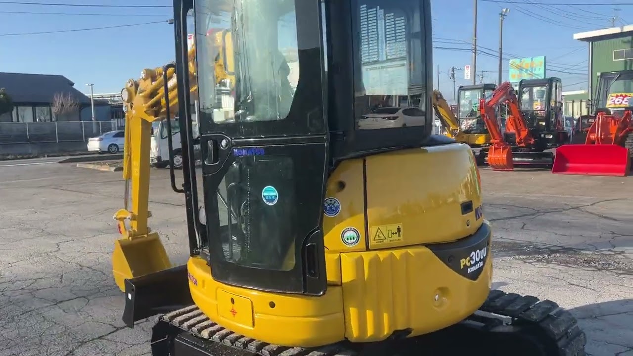 KOMATSU PC30UU-3 MINI EXCAVATER