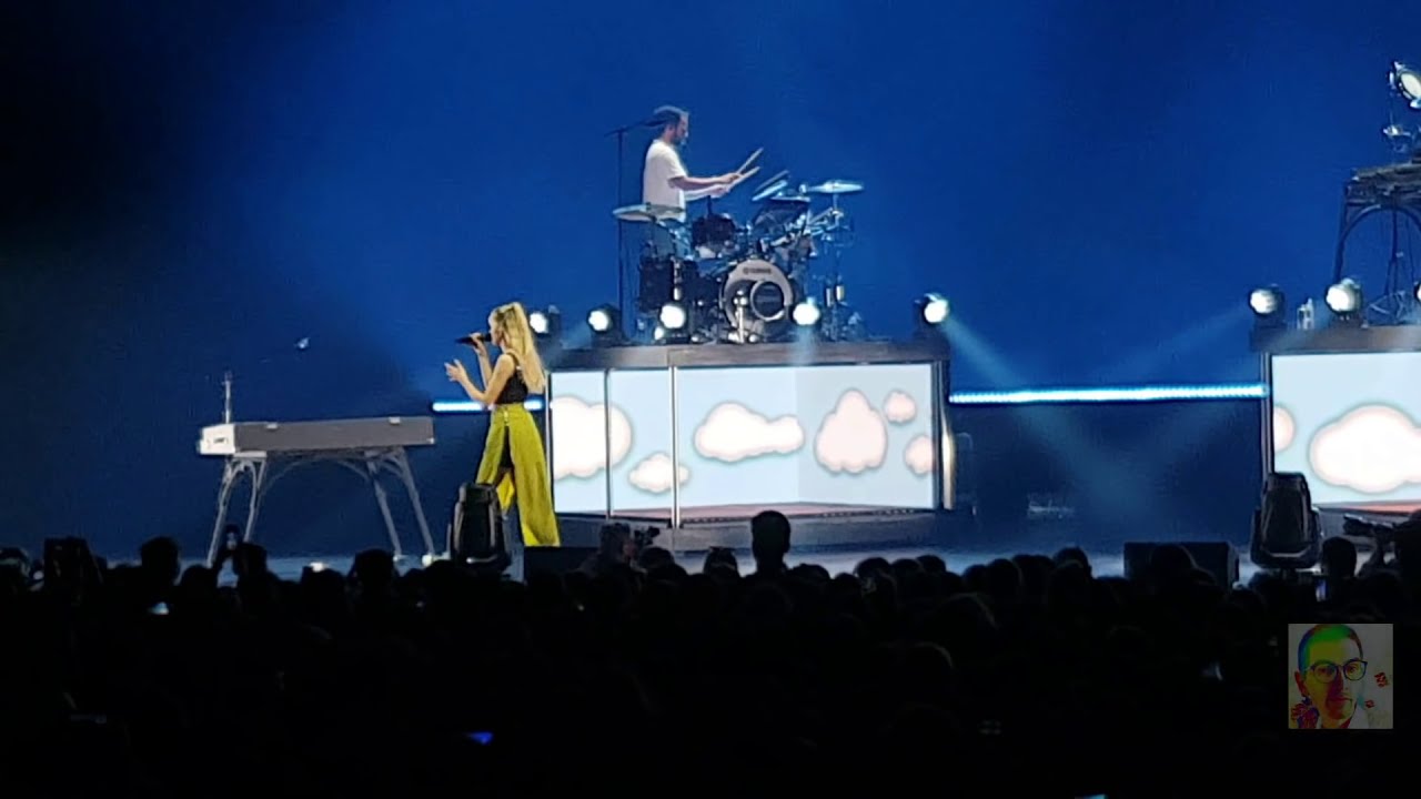 Angèle - BROL TOUR - Zénith Amiens - 05/06/2019