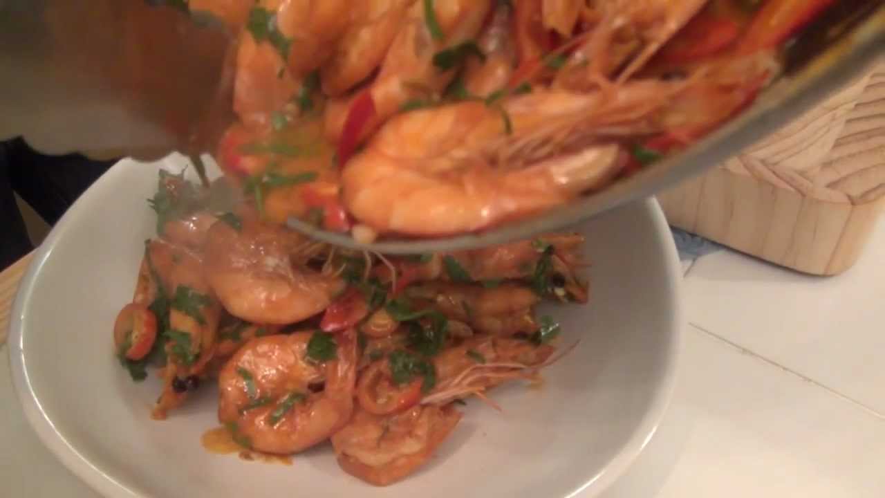 Maślane Krewetki z czosnkiem i chilli