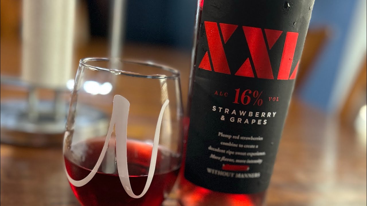XXL strawberry and grape wine