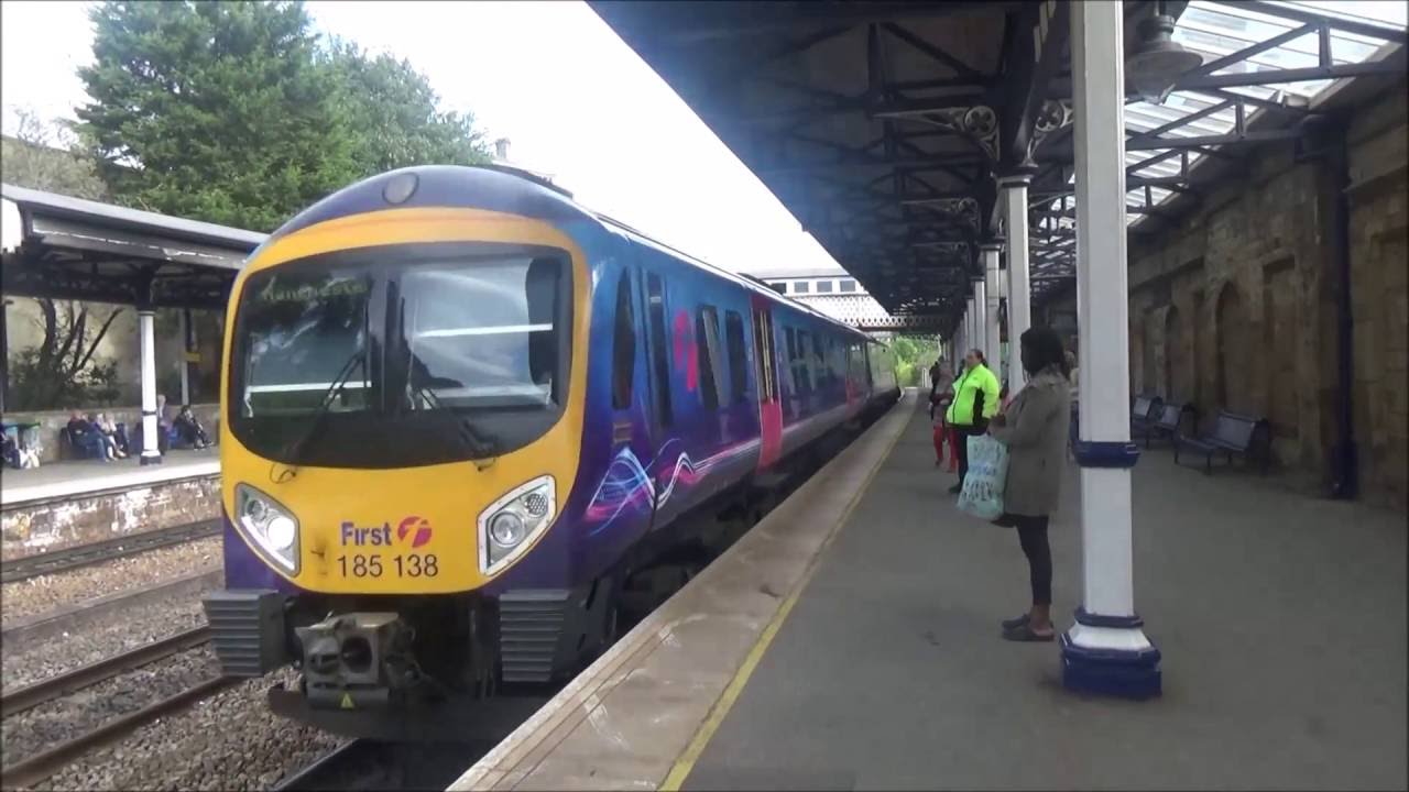 Trains at Dewsbury - 17/09/2016