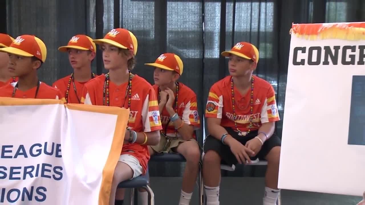 New Orleans residents welcome East Bank Little League team home from World Series
