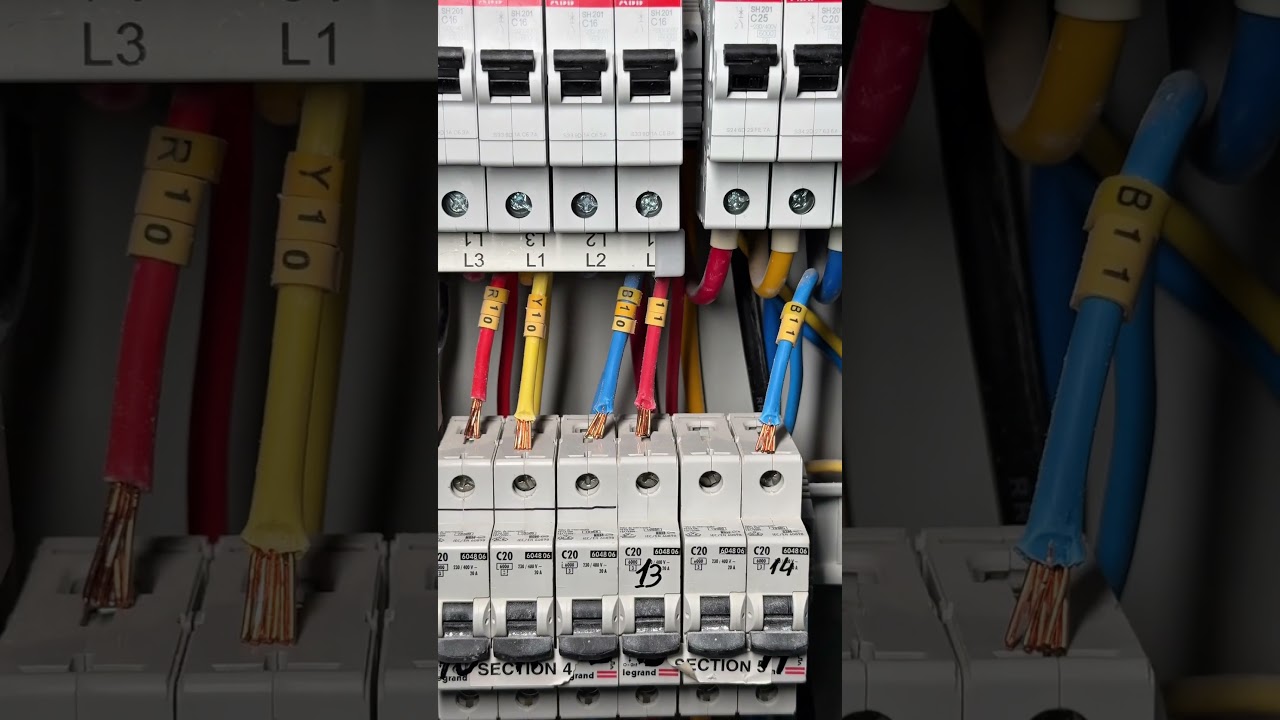 ОАЭ. Исправляем косяки в щите 2. #electric_70