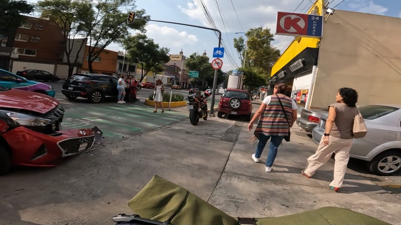 Le ganó la curva y se cayó | Consejos para rodar seguros