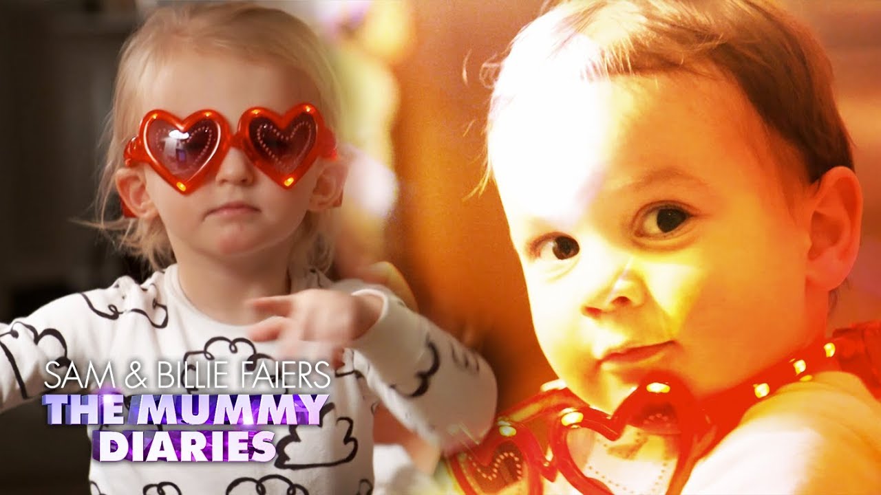 Nelly and Paul Enjoy a DANCE PARTY | The Mummy Diaries