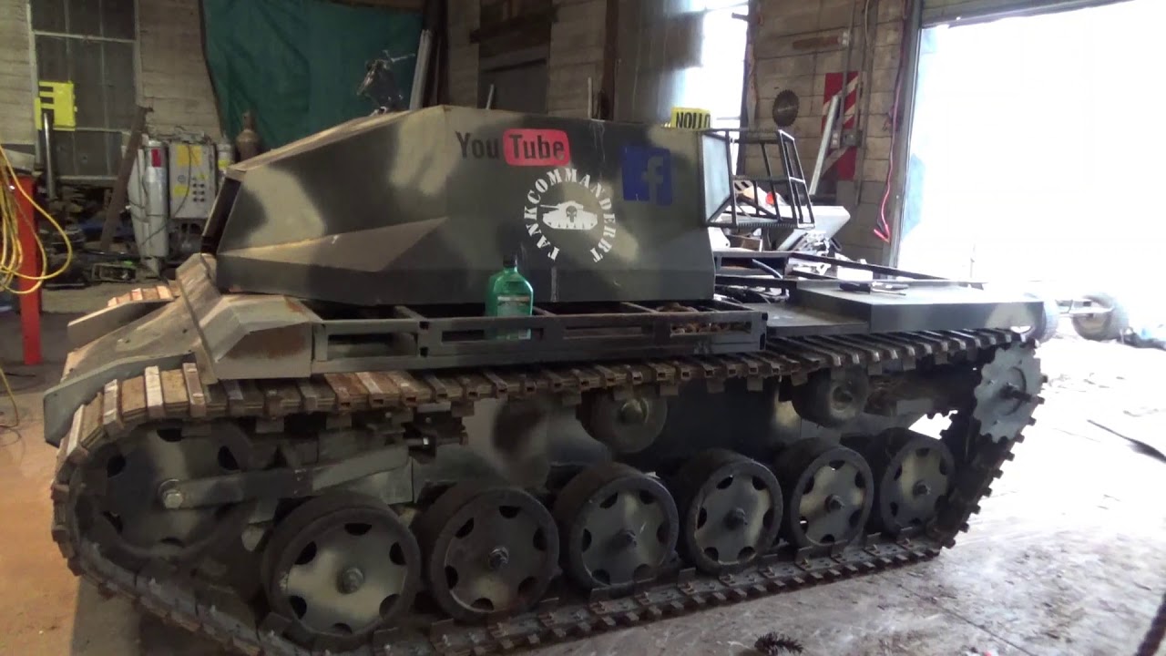 Tracked vehicle 3