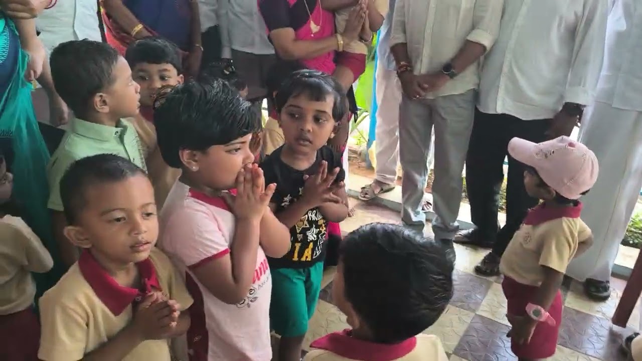 தமிழ்த்தாய் வாழ்த்துப் பாடல் அழகாக பாடுகிறார்கள்#குமரி நெசவாளர் காலனி# அங்கன்வாடி#trendingshorts