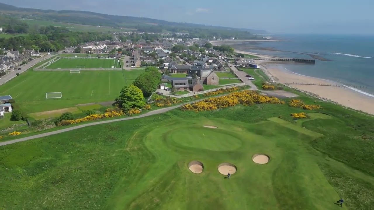 short flyover of the first few holes at Golspie Golf Club, and the beautiful beach.
