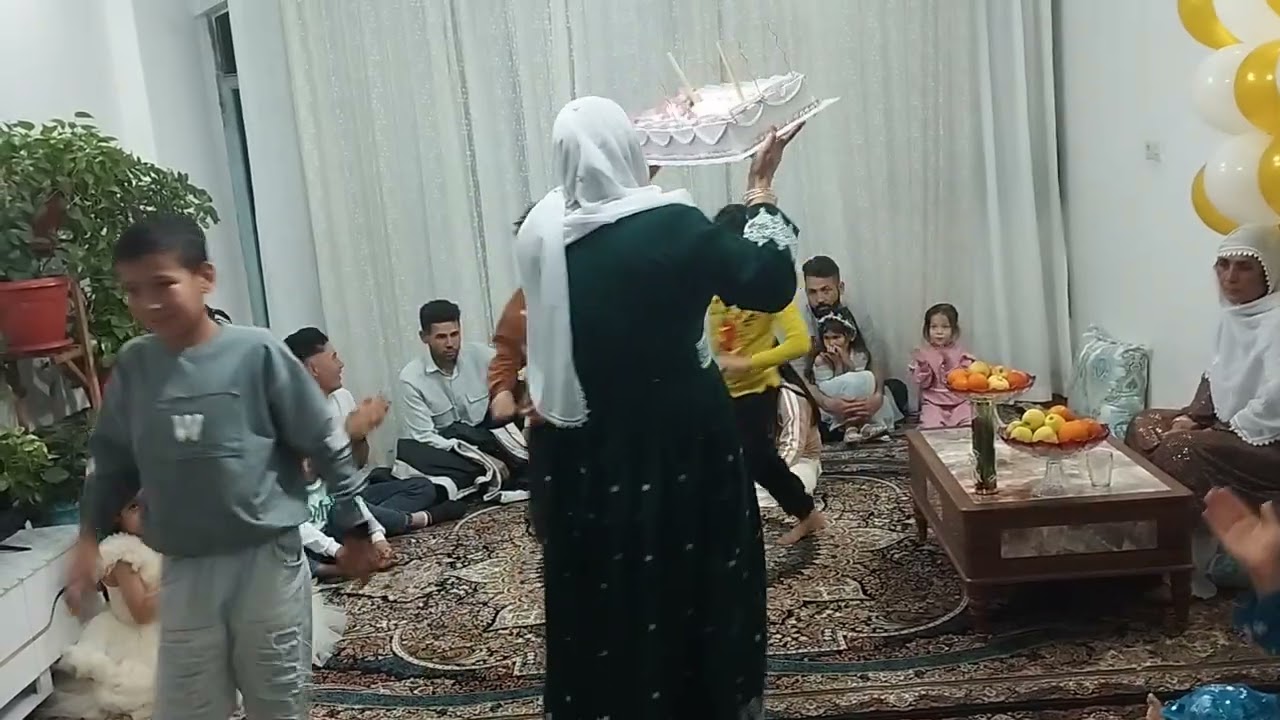روزی مادر همه مبارک عزیزانم حمایت یادتان باشد ،،