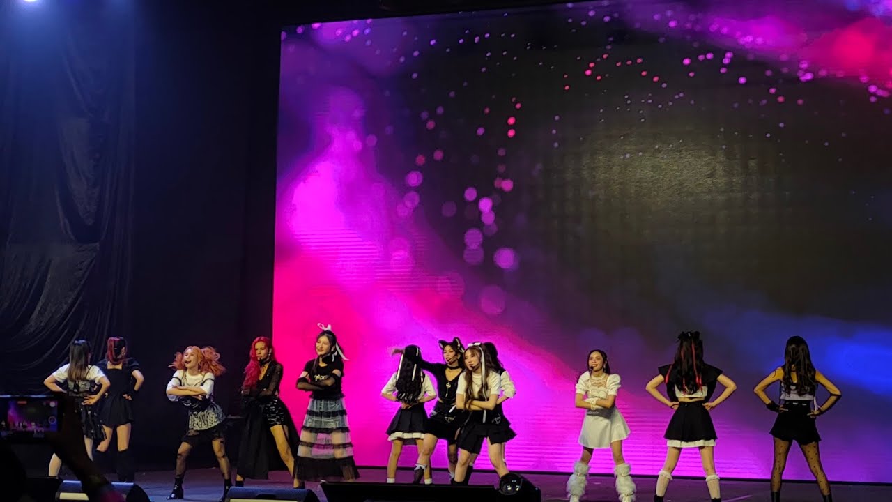 ชอบใช่มะ ( YOU GET LUCKY ) 