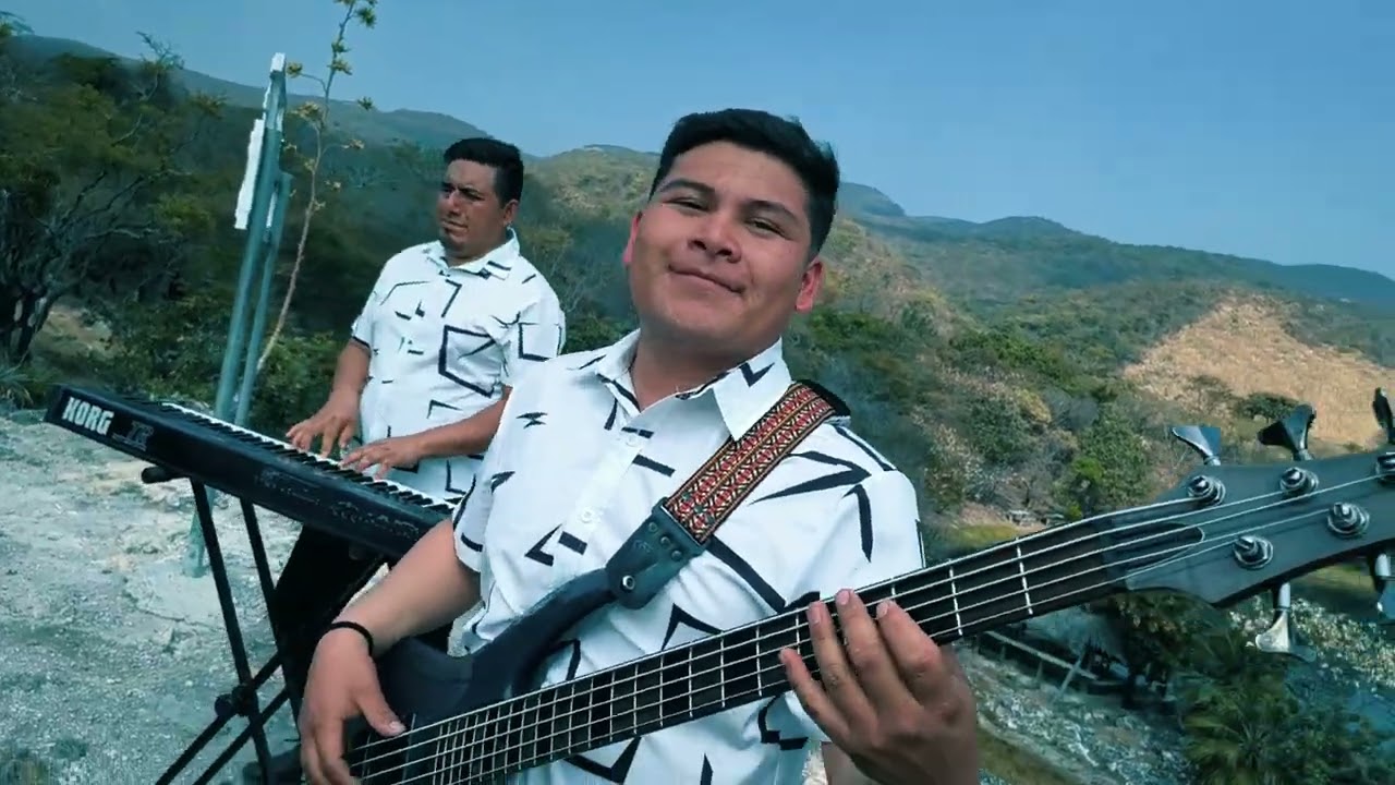 Huye/Guerreros de Cristo/cumbia 