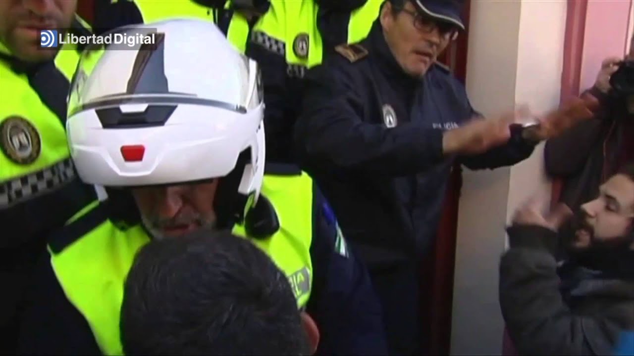 Indignación de los vecinos de Alcalá de Guadaíra