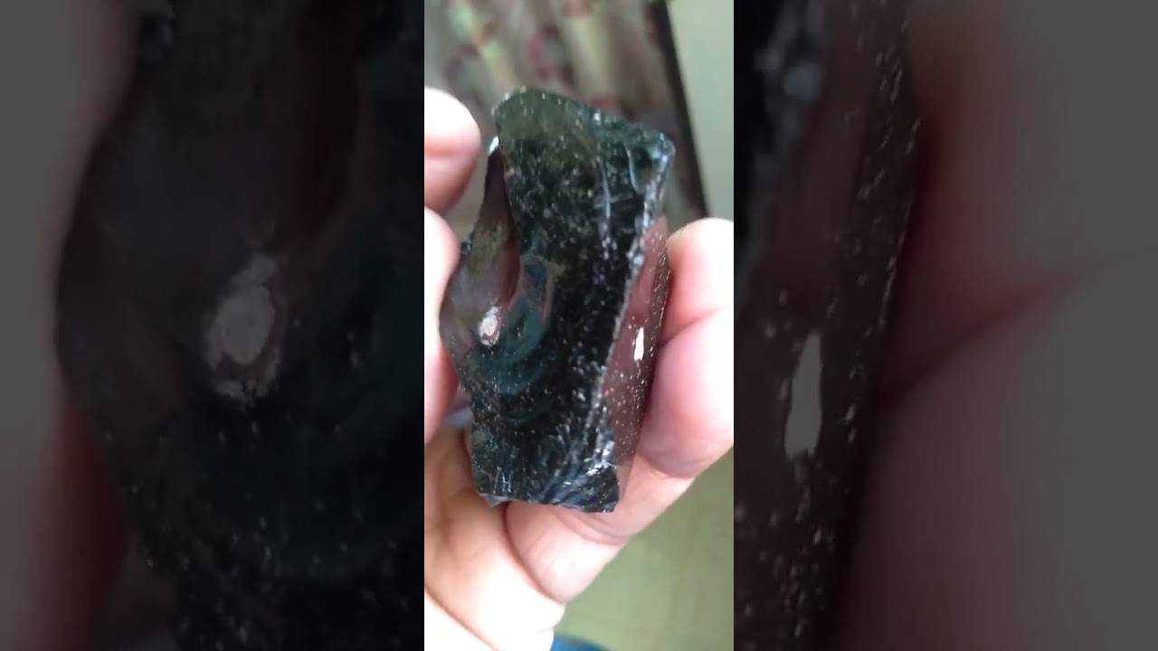 Black diamond serendibite