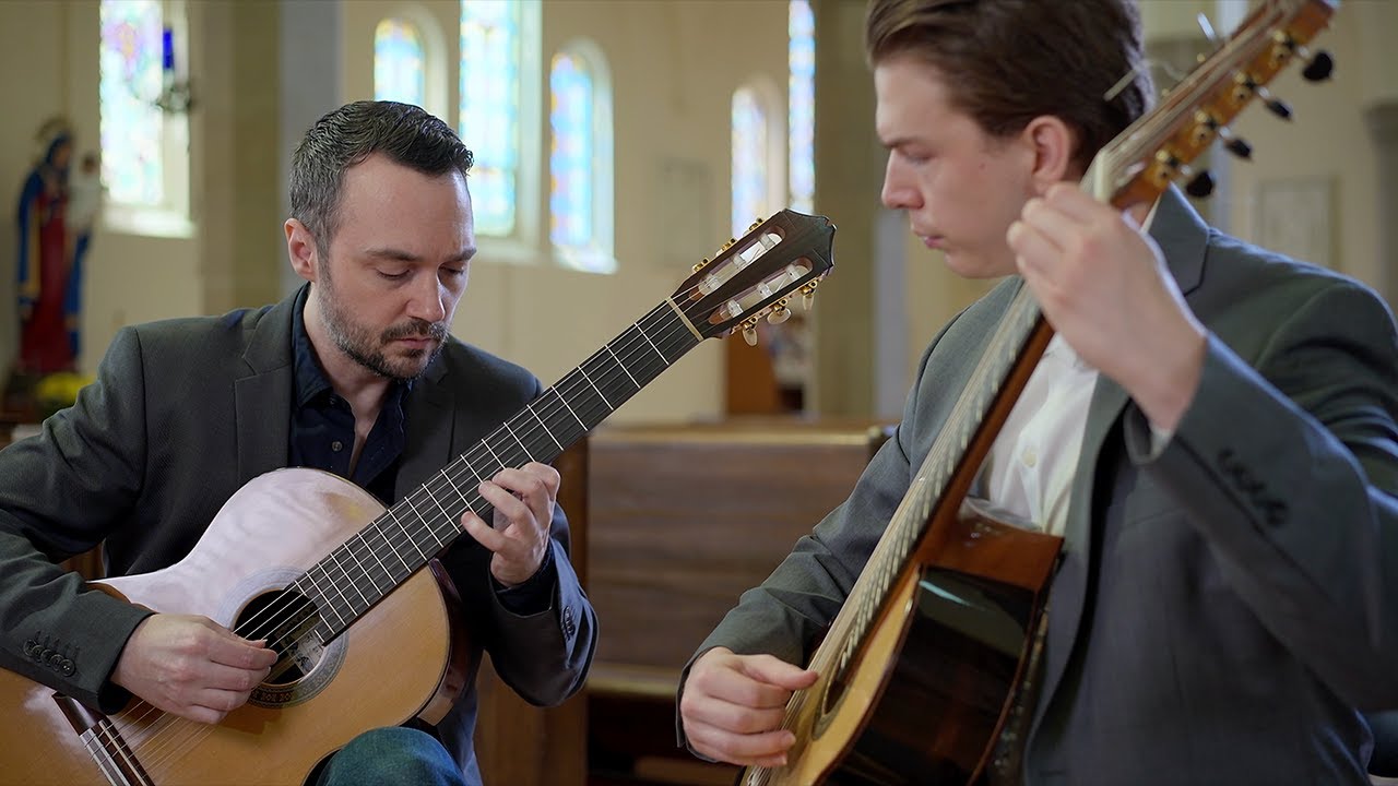 J.S. Bach - Prelude from Partita no. 1, BWV 825 feat. Simon Farintosh (8-string)