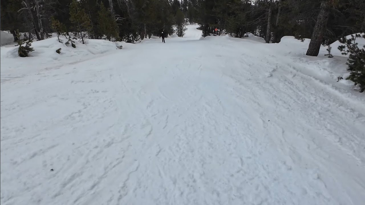 Grandvalira: Grau Roig - Montmalús 🔴 Forest run