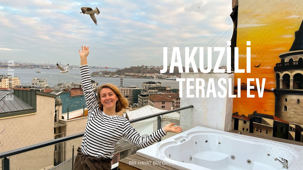 GALATA'DA JAKUZILI, BOGAZ MANZARALI, OZEL TERASLI DAIRE / Galata'da Airbnb Evleri