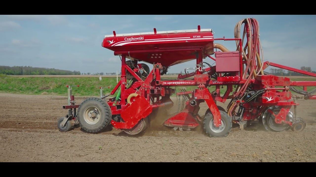 Siew cebuli w technologii Strip Till  / Sowing onions in Strip Till technology - Czajkowski ST