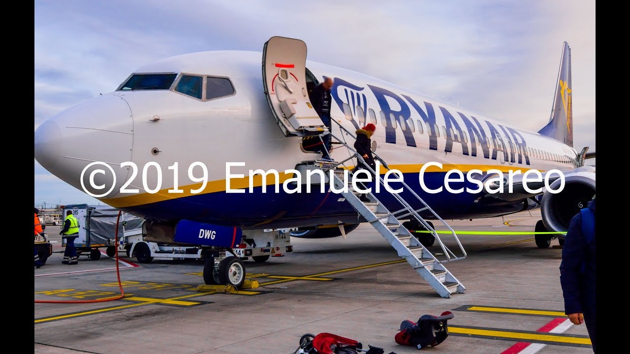 TRIP REPORT | RYANAIR | BOEING B737-800 | Marseille - Bruxelles Charleroi | Standard Economy