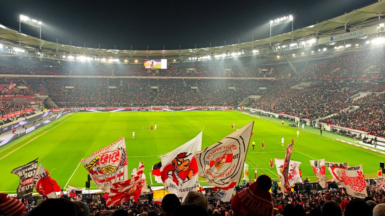 VfB Stuttgart Cannstatter Kurve beim 2-1 Siegtor gegen RB Leipzig