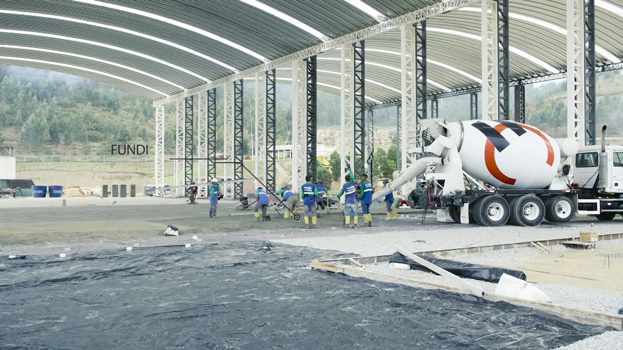 CONSTRUCCIÓN DE PISO INDUSTRIAL CON REFUERZO DE MALLA ELECTROSOLDADA