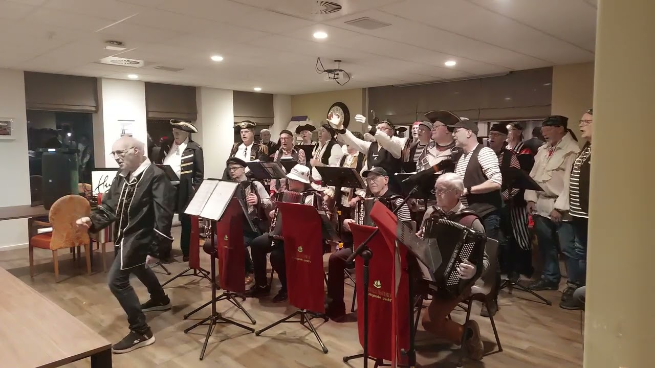 Kleine cafe aan de haven tijdens Optreden bij verzorgingshuis de klaarbeek in epe op 12-03-26 