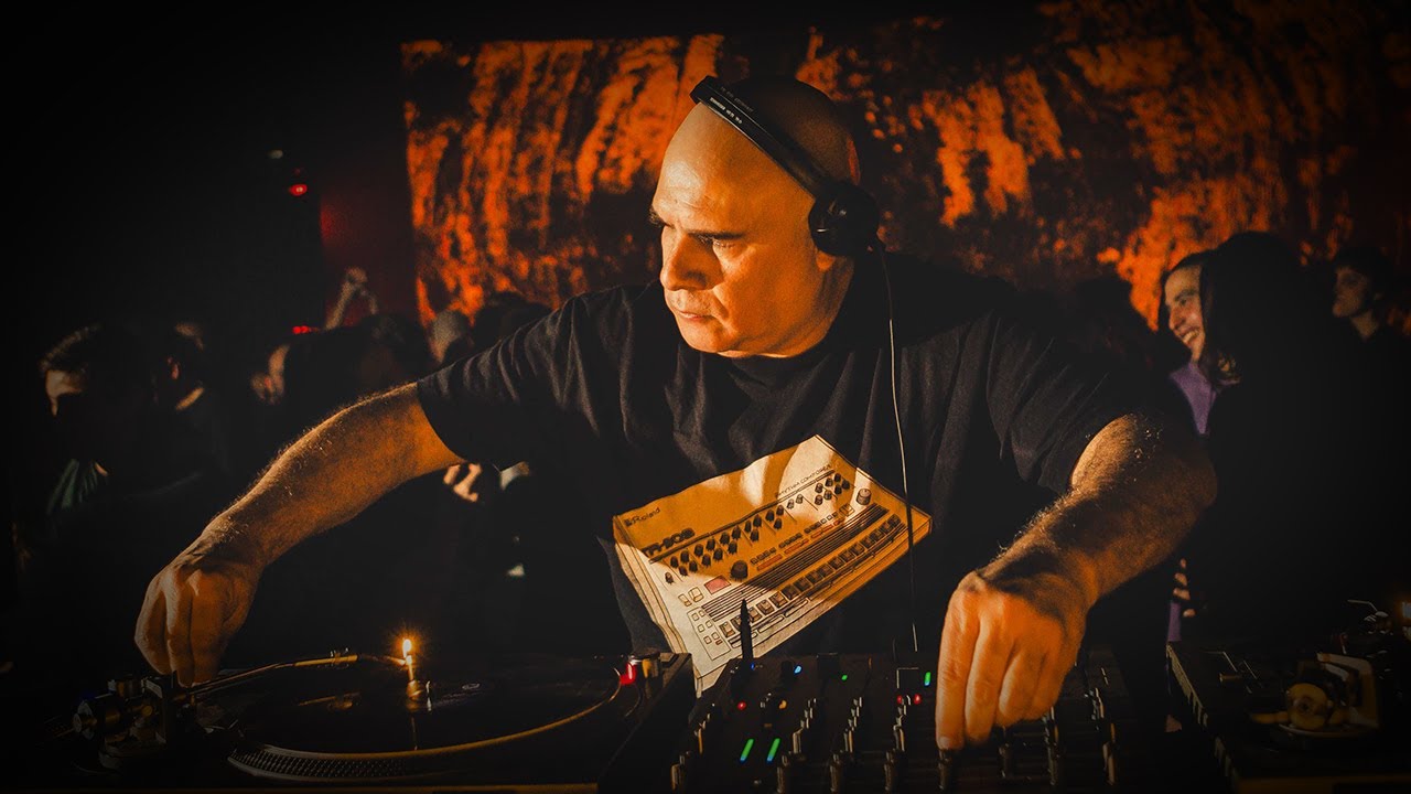 Artlab presenta: Miguel Silver // NOCTURNO (02.09.2023)