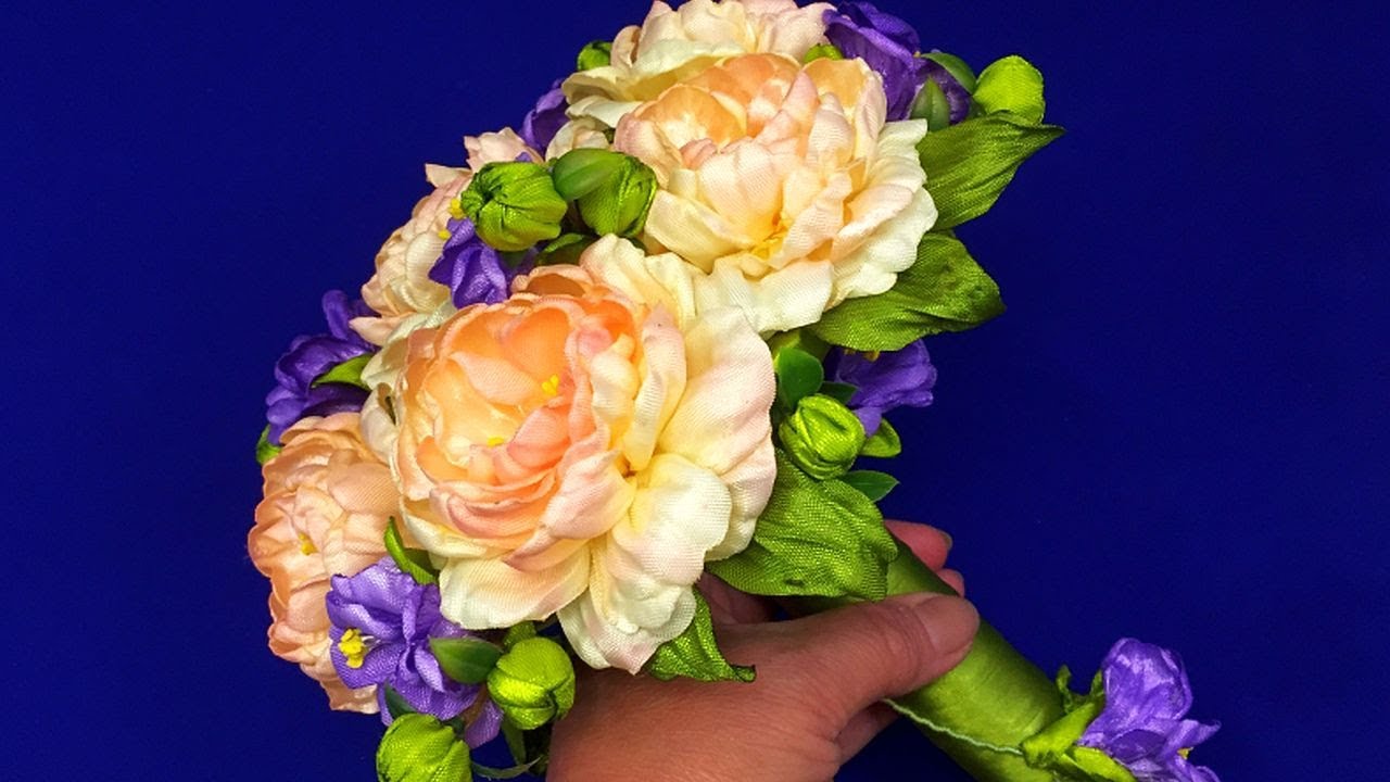 Bouquet of ribbon flowers.DIY Recycling/Ramo de flores de la cinta/Букет-дублер своими руками