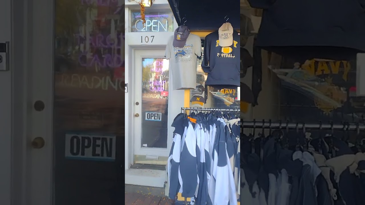 Downtown Annapolis in October