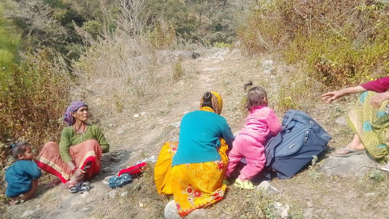 बहुत खतरनाक रास्ता  हैं हमारा #trending #viralvideo 