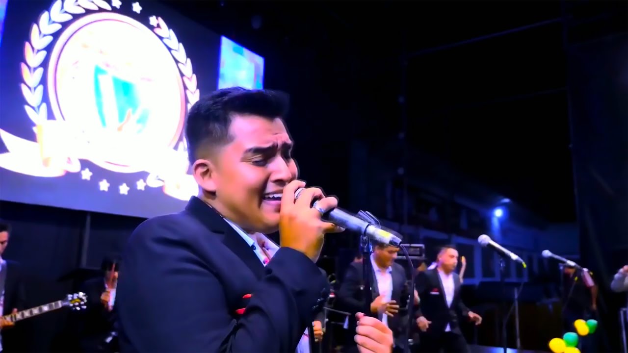 Te Ira Mejor Sin Mi - Sensual Karicia (En Vivo 2022)