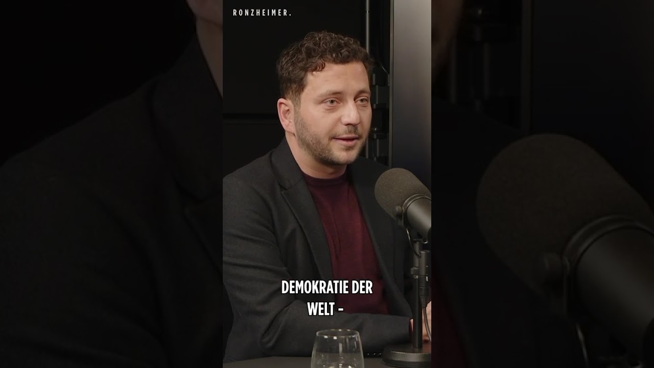Halten Sie die AfD f&uuml;r Nazis? Felix Banaszak bei #ronzheimer
