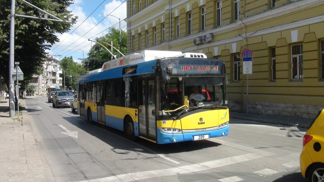 Pleven, Bulgaria Trolleybus Scenes - 2025