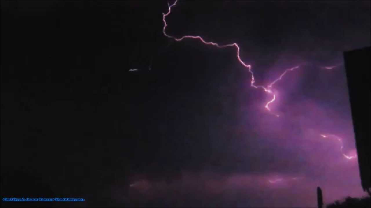 Severe thunderstorm!! | Zware Onweersbui op 31-08-2015 ZEER EXTREEM -Trokken over Nederland