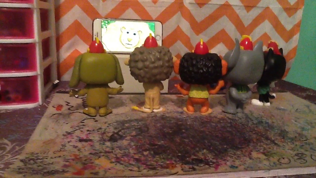 The banana splits react to teletubbies the Lion and the bear