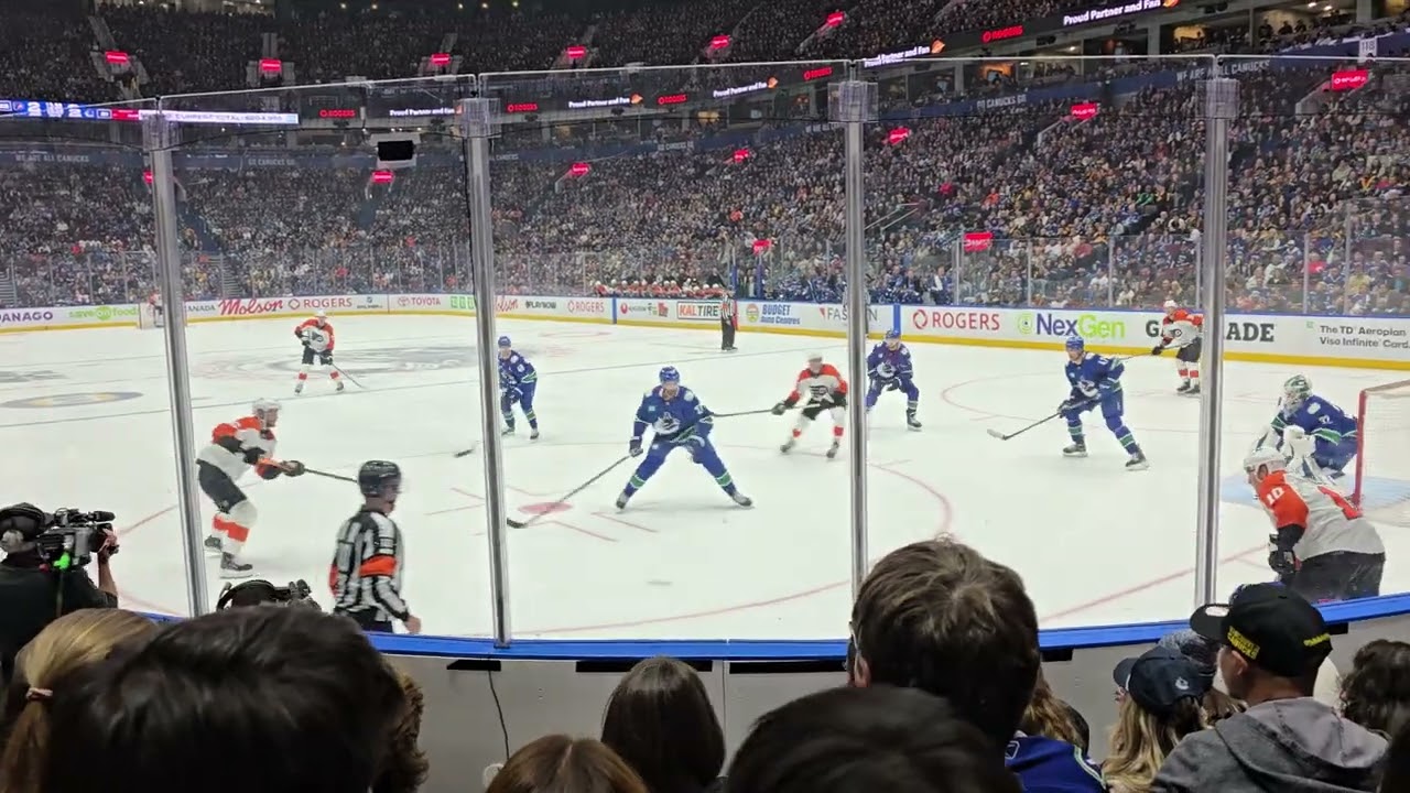 Jett Luchanko NHL Debut shift.