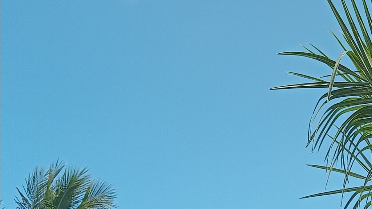 Tarde ensolarada em Tamoios, Cabo Frio, região dos lagos do estado do Rio de Janeiro.