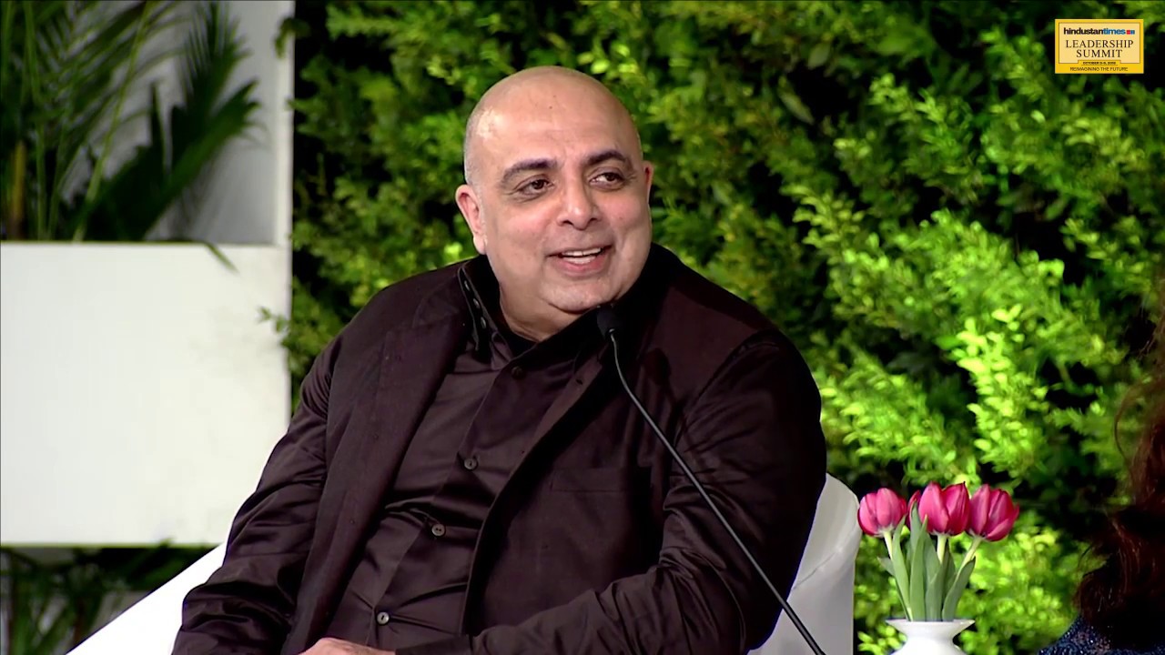We must make lehengas brides can walk in: Tarun Tahiliani at HTLS 2018